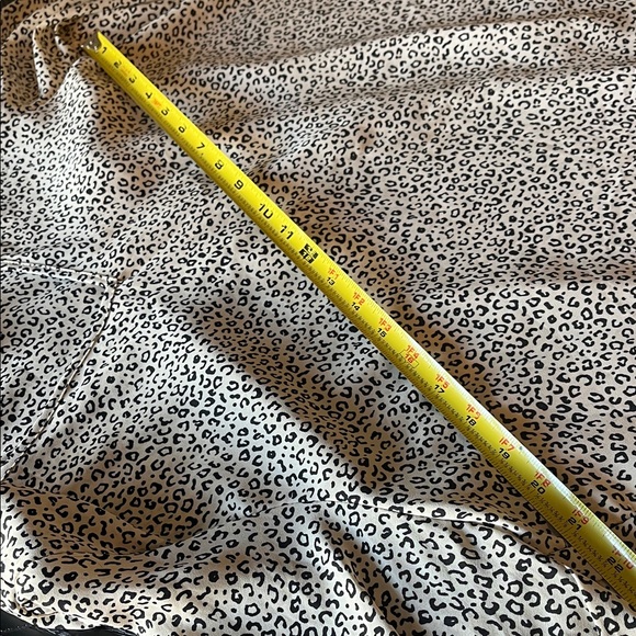 Chelsea & Theodore Black and Cream Speckled Blouse lagenlook, work or office. - Picture 12 of 13